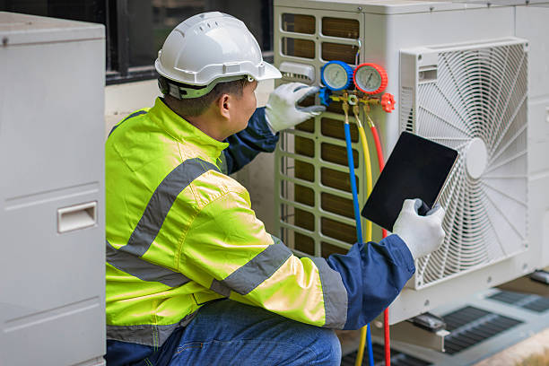 Professional Ac Installation technician working in Stoughton, MA